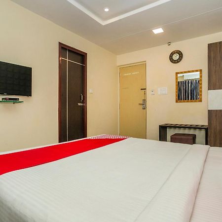 Super Collection O Indian Suites Near Sitara Restaurant Bangalore Exterior foto
